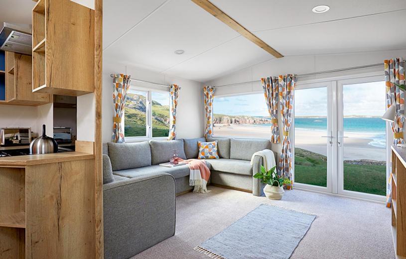 The Lakes Rookley Exterior foto Interior of a static